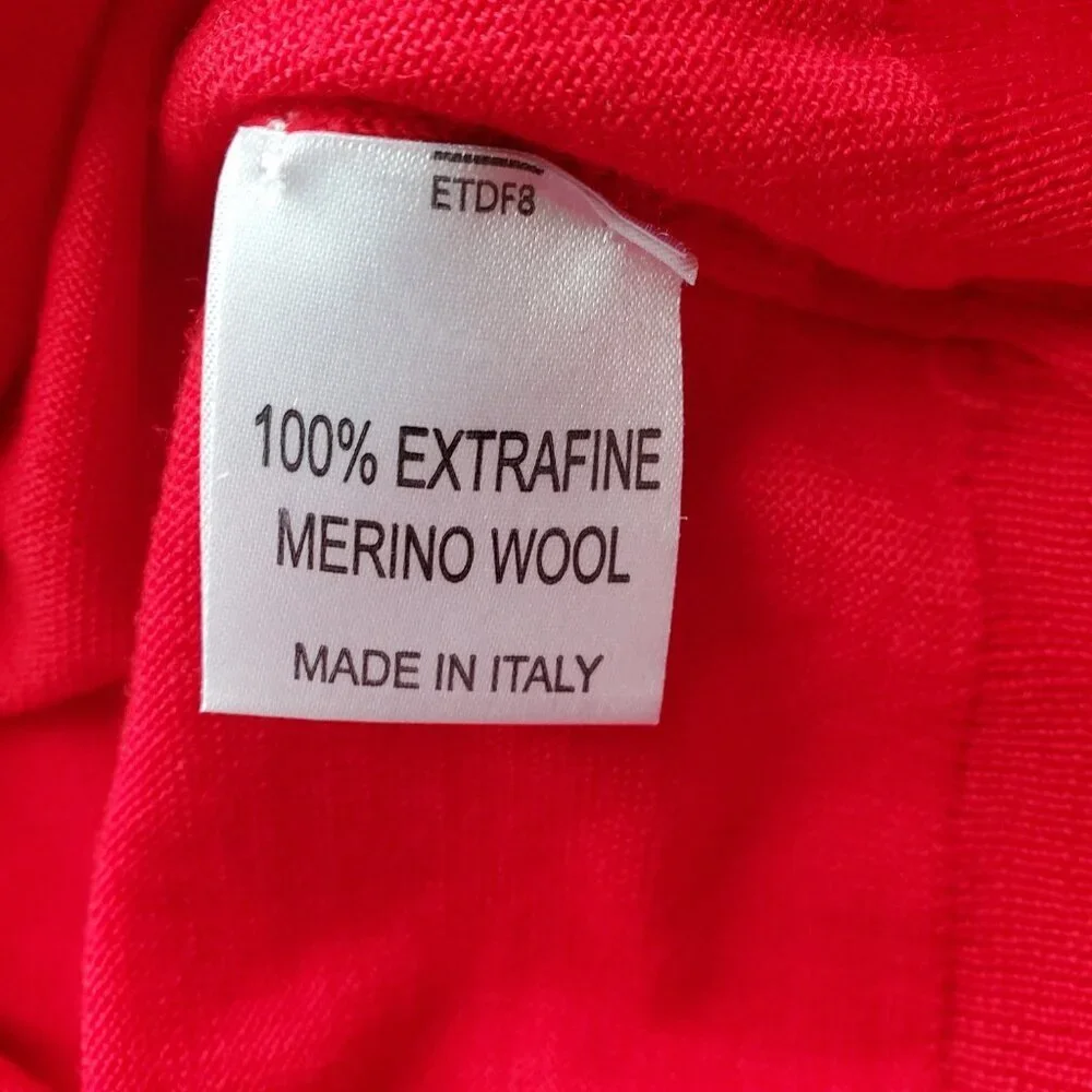 Luigi Baldo V Neck 100% Extra Fine Merino Wool Red Sweater Size M